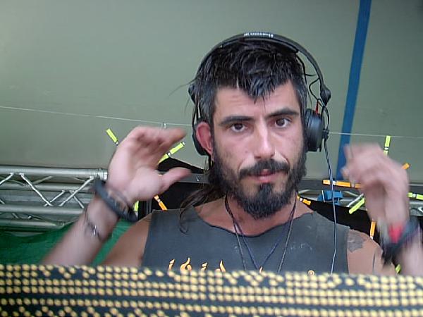  Bildname: IM000638.JPG 
 Breite: 640 Pixel 
 H�he: 480 Pixel 
 Gr�sse: 66 kB 