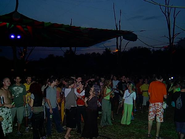  Bildname: IM000813.JPG 
 Breite: 640 Pixel 
 H�he: 480 Pixel 
 Gr�sse: 59 kB 