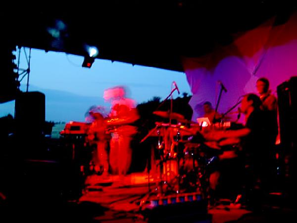  Bildname: IM000815.JPG 
 Breite: 640 Pixel 
 H�he: 480 Pixel 
 Gr�sse: 58 kB 