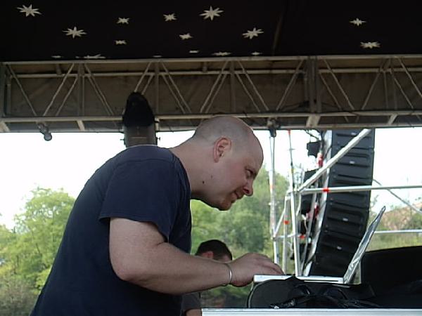  Bildname: IM000834.JPG 
 Breite: 640 Pixel 
 H�he: 480 Pixel 
 Gr�sse: 61 kB 