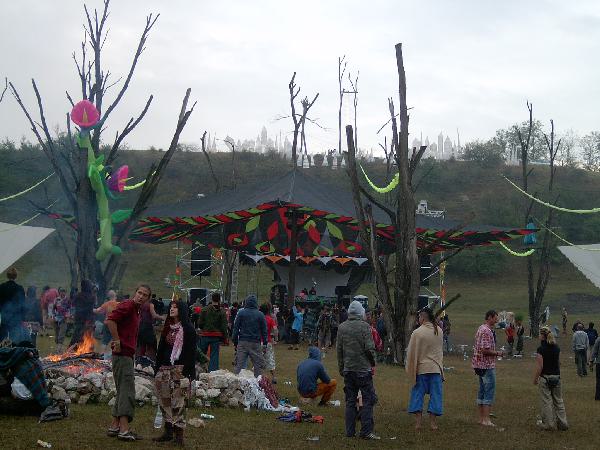  Bildname: IM000933.JPG 
 Breite: 2048 Pixel 
 H�he: 1536 Pixel 
 Gr�sse: 747 kB 