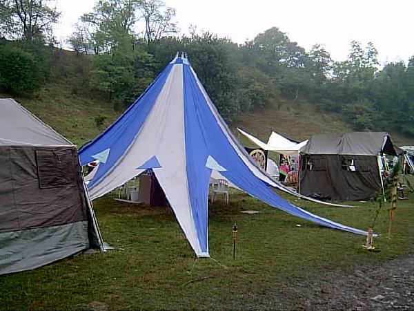  Bildname: IM000941.JPG 
 Breite: 640 Pixel 
 H�he: 480 Pixel 
 Gr�sse: 64 kB 