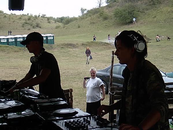  Bildname: IM000997.JPG 
 Breite: 640 Pixel 
 H�he: 480 Pixel 
 Gr�sse: 62 kB 