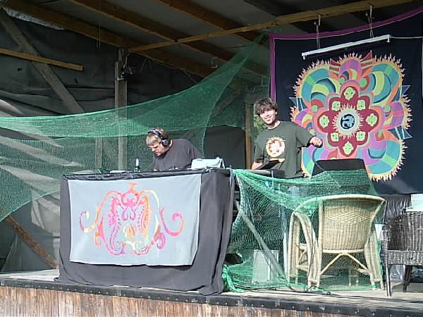  Bildname: IM001128.JPG 
 Breite: 640 Pixel 
 H�he: 480 Pixel 
 Gr�sse: 67 kB 